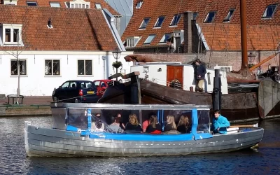 Grachtenrundfahrt in Leiden